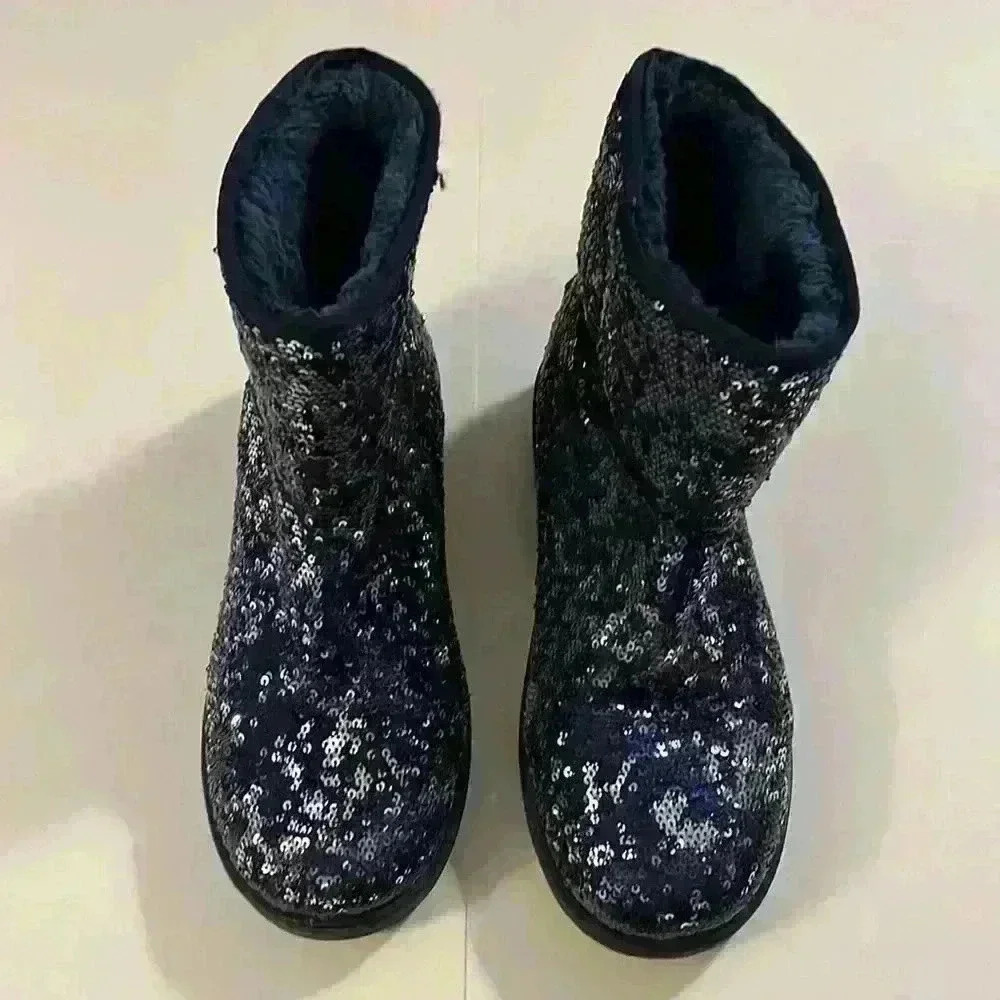 Guess Navy Silver Textured, GGAsella Booties size 8, soft fur lining​ - Picture 2 of 6